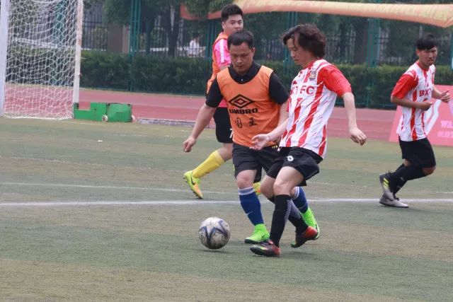 狂轰11-2，国乒小马龙打疯了，陈垣宇战张禹珍，向鹏战张本智和，横滨8强赛对阵出炉！